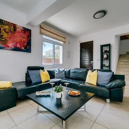 Villa Villa Antonia Protarász