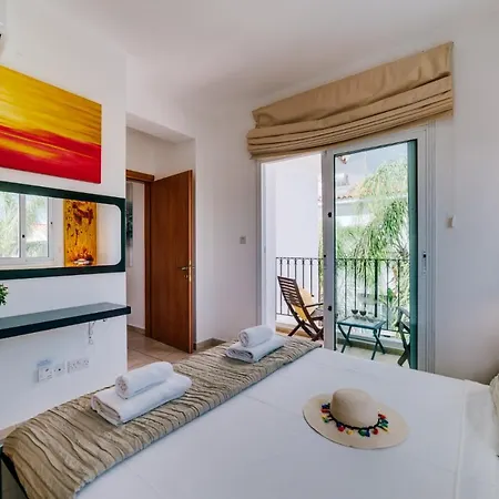 Villa Antonia 普罗塔拉斯