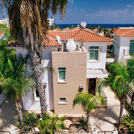 Villa Antonia * 普罗塔拉斯